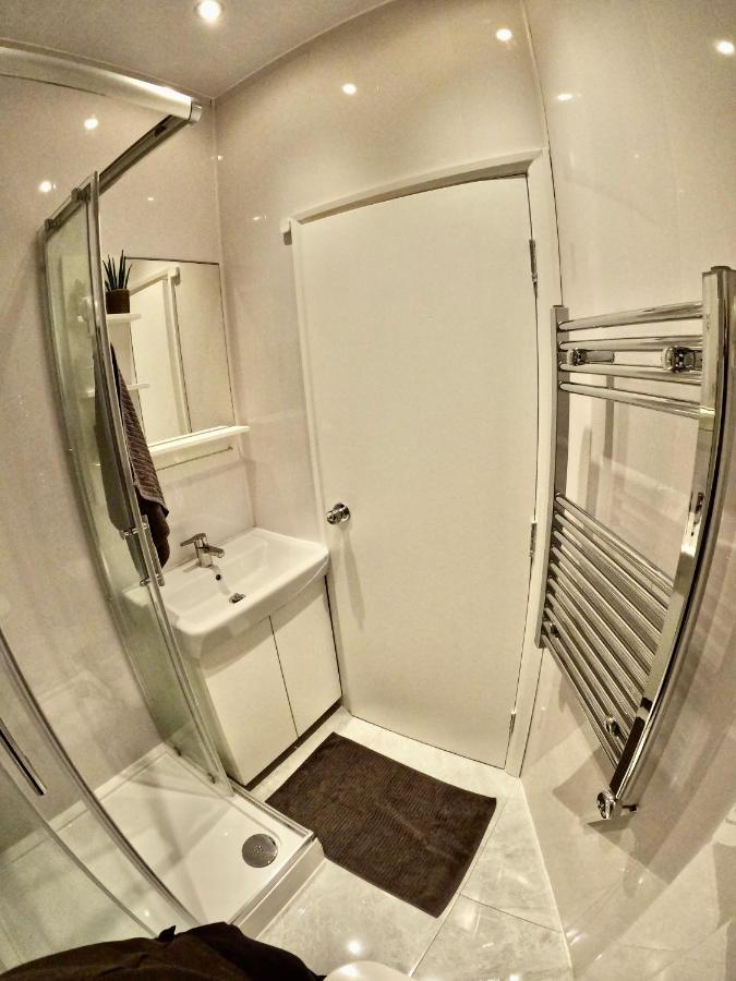 Lovely One Bedroom Flat Londres Exterior foto